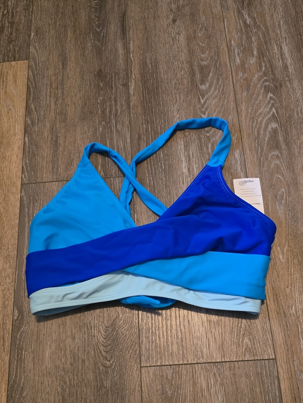 Rosvigor Women's Medium Swim Suit Bikini Top New w/ Tags!